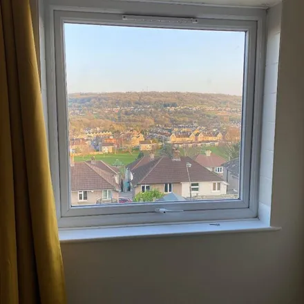 Rent this 3 bed apartment on Valley View Close in Bath, BA1 6TP