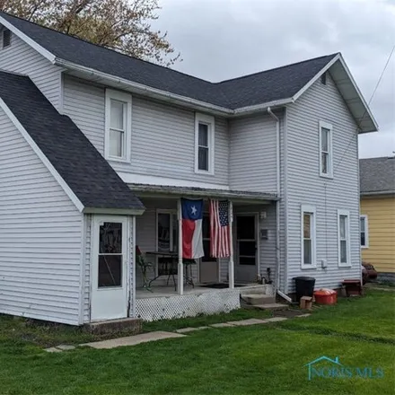 Image 3 - 180 Shelby Street, Napoleon, OH 43545, USA - House for sale