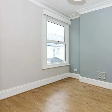 Image 3 - Graham Road, Worthing, BN11 1TL, United Kingdom - Apartment for rent