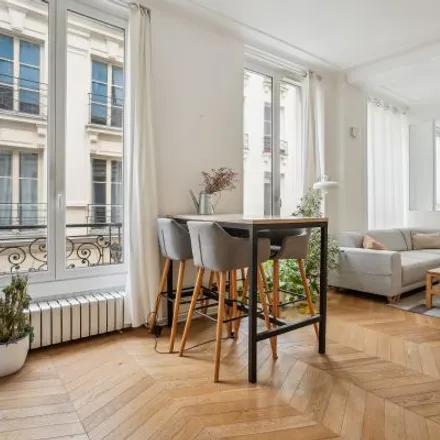Image 2 - 5 Rue Mandar, 75002 Paris, France - Apartment for rent