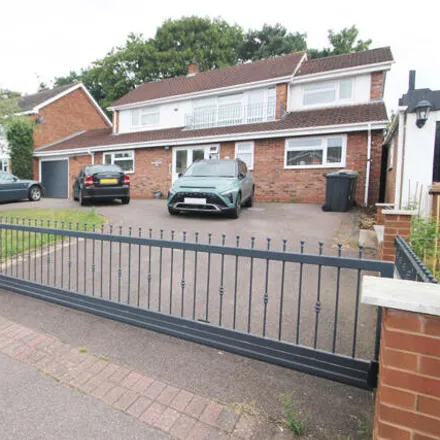 Buy this 4 bed house on Raven Road in Walsall, WS5 3PZ