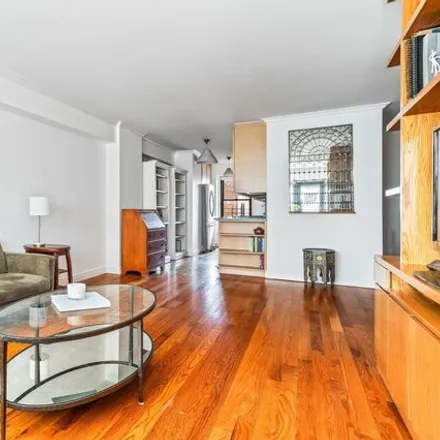 Image 3 - 1404 3rd Avenue, New York, NY 10075, USA - Apartment for sale
