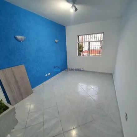 Buy this 2 bed apartment on Avenida Jabaquara 319 in Mirandópolis, São Paulo - SP