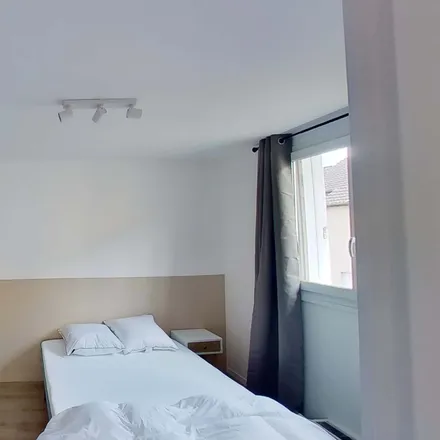 Rent this 5 bed room on 10 Allée Henri Legall in 92230 Gennevilliers, France