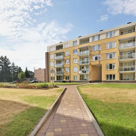 Rent this 3 bed apartment on Stationspark 98 in 6042 AX Roermond, Netherlands
