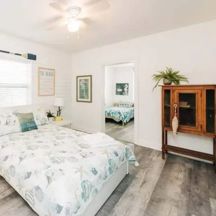 Image 5 - Saint Pete Beach, FL, 33706 - Apartment for rent