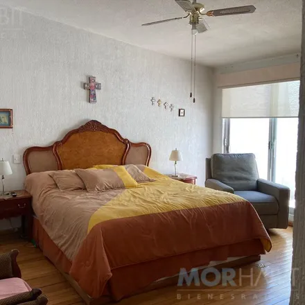 Buy this 17 bed apartment on Tec 100 in Delegación Centro Histórico, 76160 Querétaro