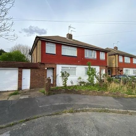 Buy this 3 bed duplex on Bedfont Close in London, TW14 8LF