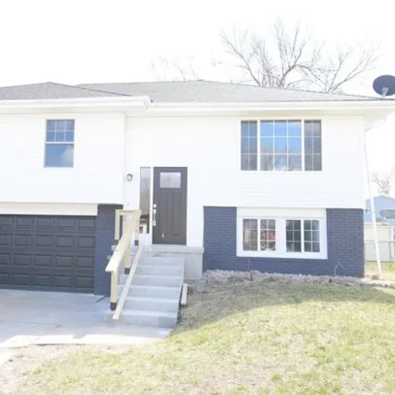 Buy this 3 bed house on 898 Ash Street in South Sioux City, NE 68776