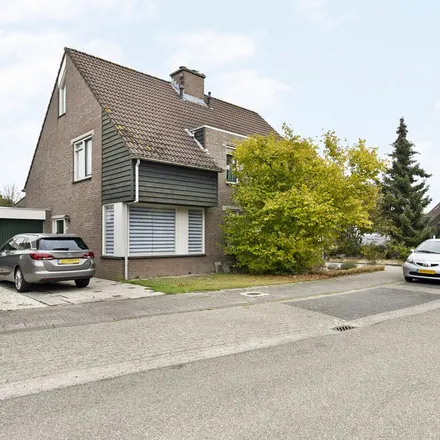 Rent this 3 bed apartment on Schouwberg 13 in 5508 JA Veldhoven, Netherlands