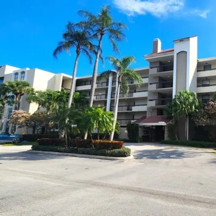 Rent this 1 bed condo on 1615 Lavers Circle in Delray Beach, FL 33444