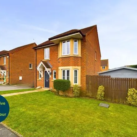 Buy this 4 bed house on Tofts Road in Barton-upon-Humber, DN18 5NF