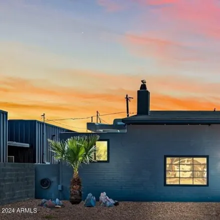 Buy this 2 bed house on 2109 East Harvard Street in Phoenix, AZ 85006