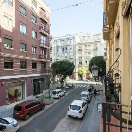 Image 4 - Carrer de Dénia, 51, 46006 Valencia, Spain - Apartment for rent
