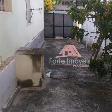 Buy this 2 bed house on Rua Louzal Telles de Menezes in Cosmos, Rio de Janeiro - RJ