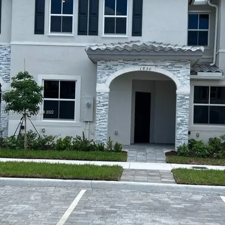 Rent this 3 bed apartment on Southeast 26th Terrace in Homestead, FL 33035