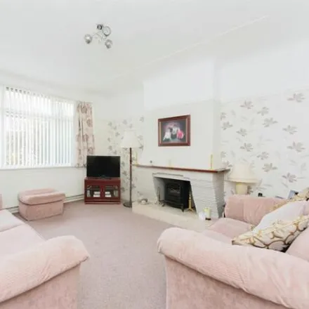 Image 3 - 5 Sunny Bank, Bebington, CH63 8LQ, United Kingdom - Duplex for sale