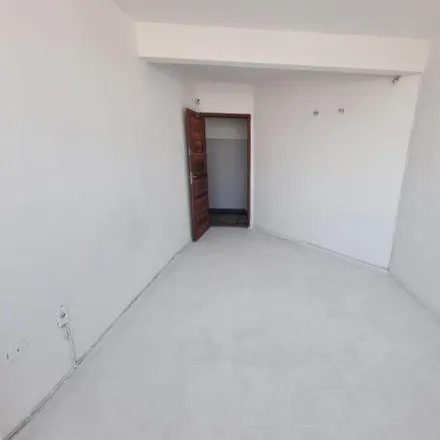 Buy this studio apartment on Rua São João 11 in Centro, Niterói - RJ