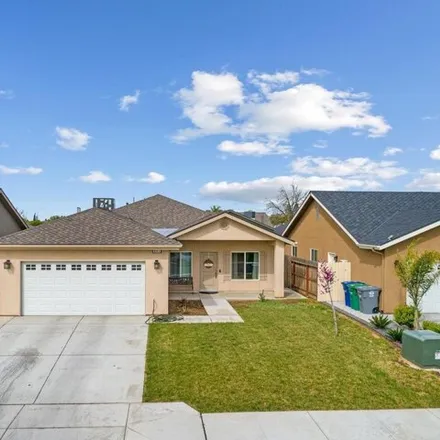 Buy this 4 bed house on unnamed road in Reedley, CA 93754
