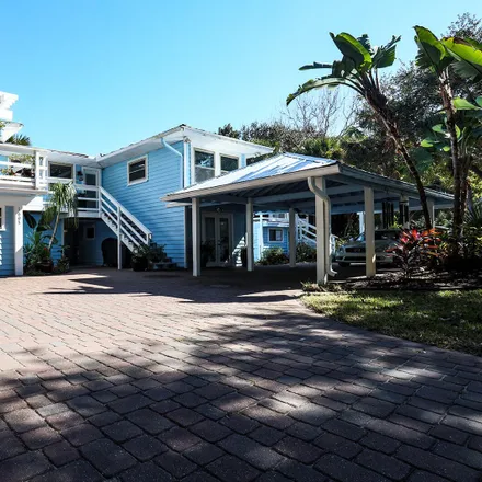 Image 1 - 1603 North Indian River Road, New Smyrna Beach, FL 32169, USA - House for sale