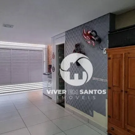 Buy this 2 bed house on Rua Professor Reinaldo Porchat in Marapé, Santos - SP
