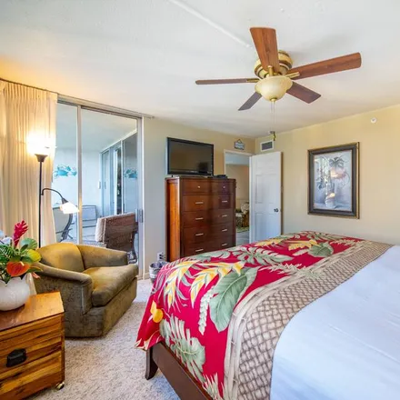 Rent this 1 bed condo on Lahaina