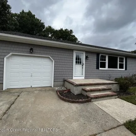 Rent this 3 bed house on 2975 4th Avenue in Toms River, NJ 08753