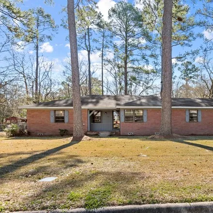 Buy this 3 bed house on 1098 Reen Drive in Lufkin, TX 75904