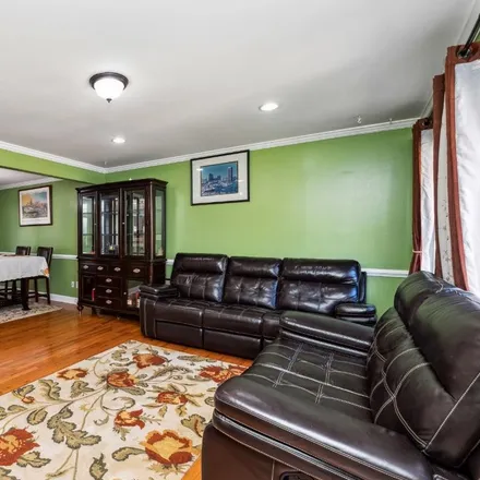 Image 3 - 3716 Valley Hill Drive, Randallstown, MD 21133, USA - House for sale