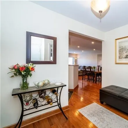Image 1 - 2201 Palmer Avenue, Sun Haven, City of New Rochelle, NY 10801, USA - Apartment for sale