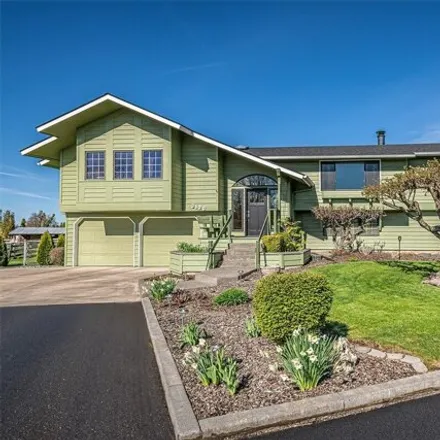 Buy this 5 bed house on 3088 Canberra Drive in Walla Walla, WA 99362