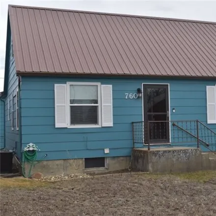 Image 1 - First Baptist Church, North Marias Avenue, Shelby, MT 59474, USA - House for sale
