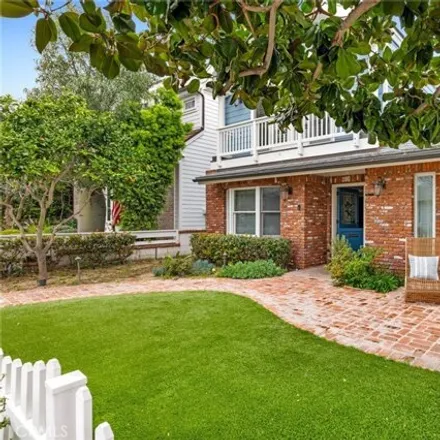 Image 2 - 425 Belvue Lane, Newport Beach, CA 92661, USA - House for sale