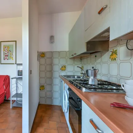 Image 3 - 57035 Procchio LI, Italy - Apartment for rent