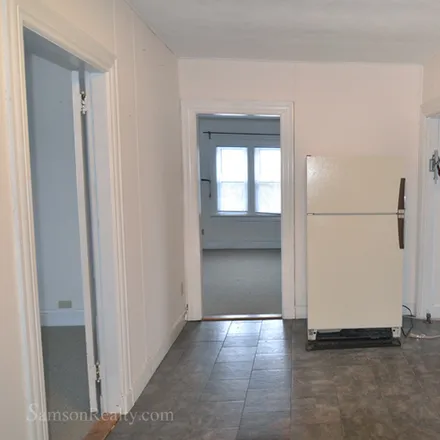 Image 6 - 100 Elmgrove Ave, Unit 3 - Condo for rent