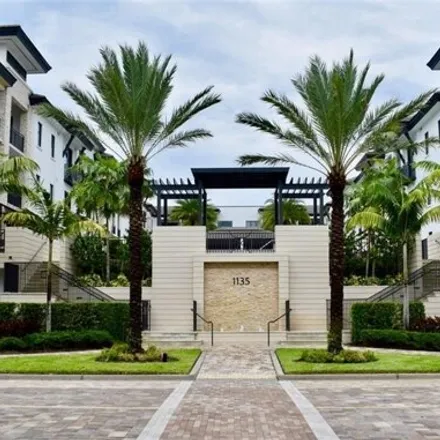 Buy this 2 bed condo on 1135 3rd Avenue South in Naples, FL 34102
