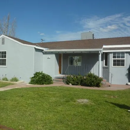 Image 3 - 1841 Golden Gate Avenue, Dos Palos, Merced County, CA 93620, USA - House for sale