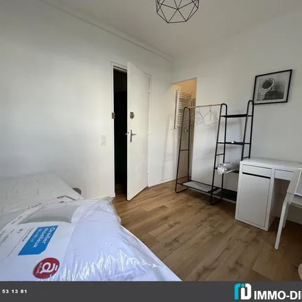 Image 5 - 4 Rue Saint-Martin, 95300 Pontoise, France - Apartment for rent