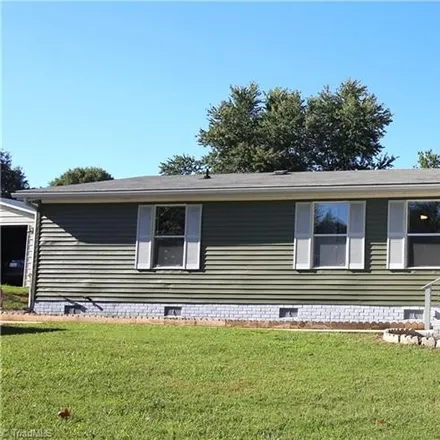 Buy this 3 bed house on 427 Red Oak Drive in Rockingham County, NC 27357