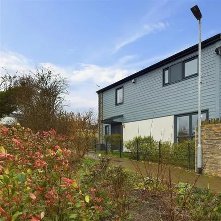 Buy this 3 bed townhouse on Foxglove Road in Bodmin, PL31 2SN