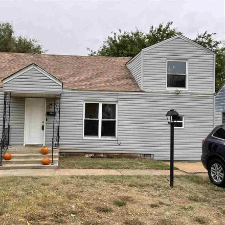 Buy this 3 bed house on 1706 Northwest Ash Avenue in Lawton, OK 73507