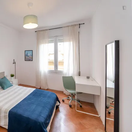 Rent this 7 bed room on Avinguda Meridiana in 92, 08018 Barcelona