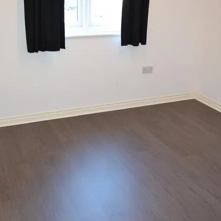 Image 7 - Spice Valley, The Valley, Astley Brook Close, Bolton, BL1 8RT, United Kingdom - Apartment for rent