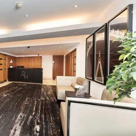 Image 3 - Roland House, 121 Old Brompton Road, London, SW7 3RP, United Kingdom - Apartment for rent