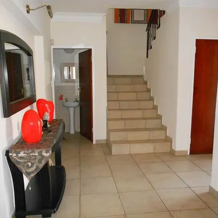 Rent this 4 bed apartment on unnamed road in Kilfenora, Benoni