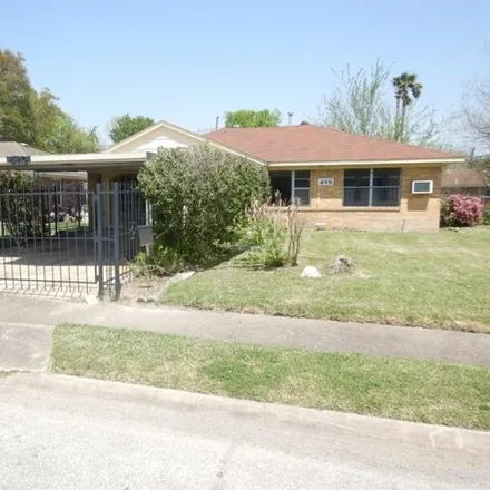 Rent this 3 bed house on 435 Gammon Drive in Houston, TX 77022