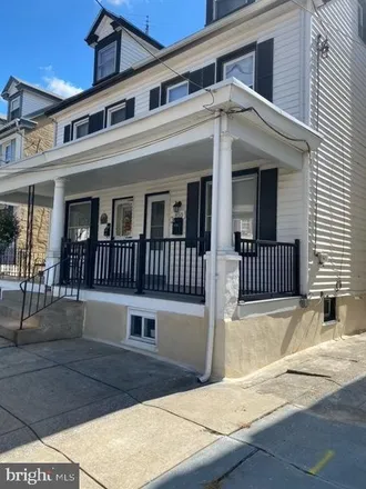 Rent this 3 bed house on 850 South Street in Pottstown, PA 19464