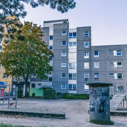 Rent this 3 bed apartment on Travestraße 7 in 38120 Brunswick, Germany