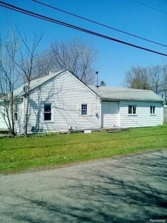 Rent this 3 bed house on 34723 Canton Street in Clinton Township, MI 48035