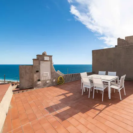 Rent this 3 bed house on Pino in Strada del Pino, 17026 Finale Ligure SV